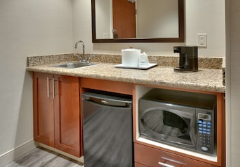 hampton inn and suites pocatello