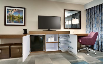 hampton inn and suites pocatello