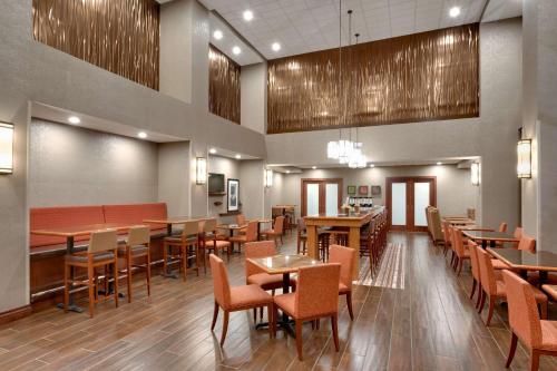 hampton inn and suites pocatello