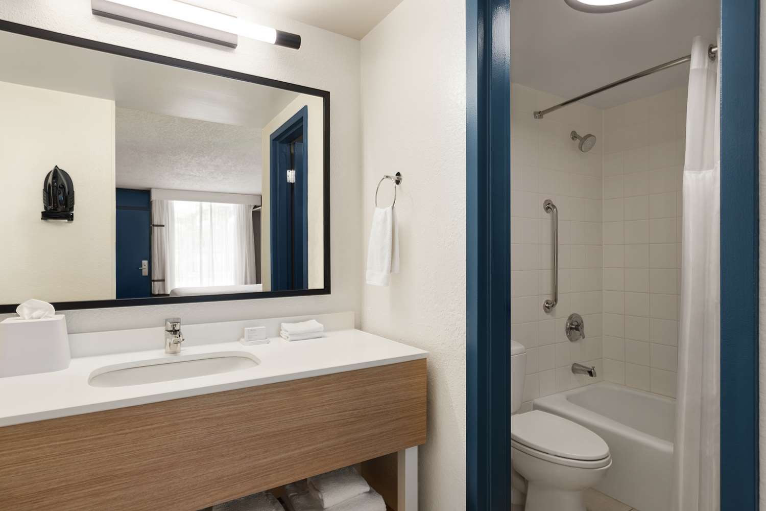 spark by hilton sarasota siesta key gateway