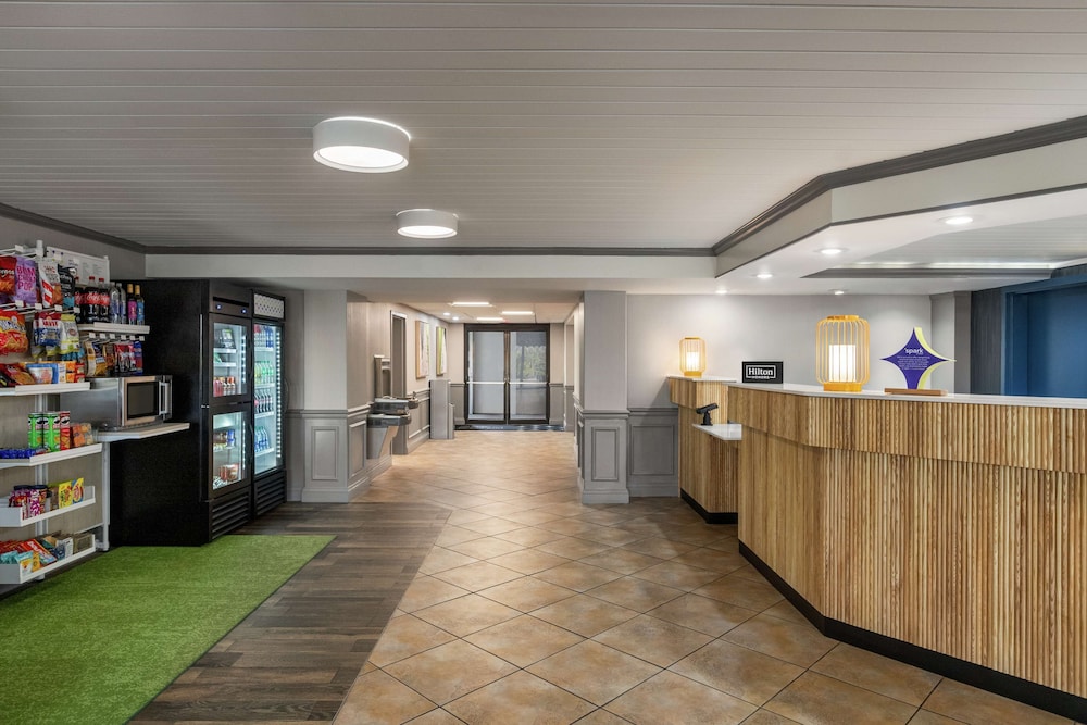 spark by hilton sarasota siesta key gateway