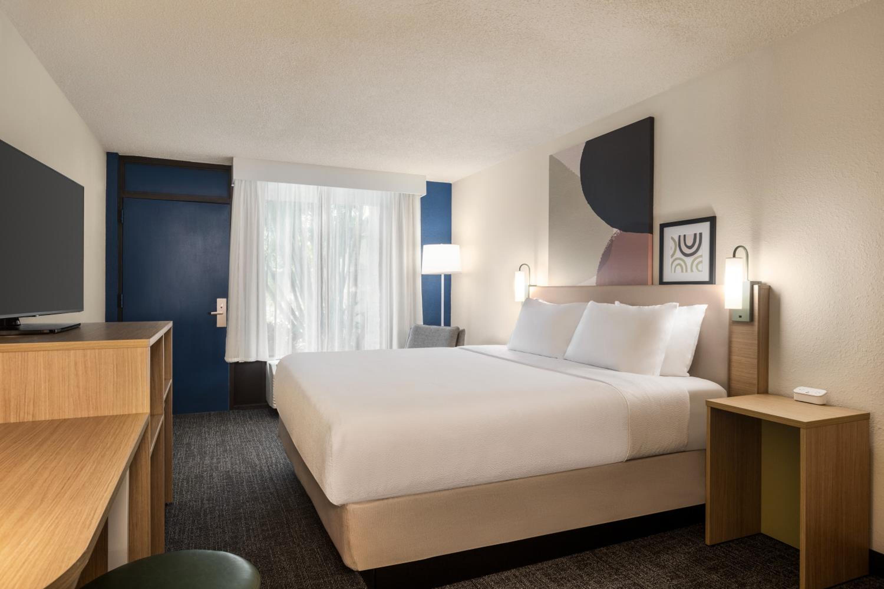 spark by hilton sarasota siesta key gateway
