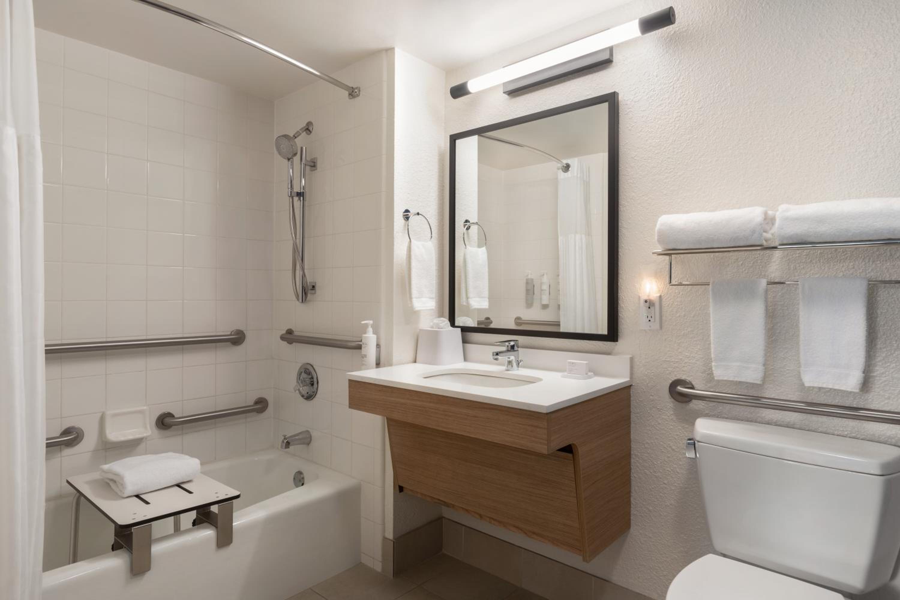 spark by hilton sarasota siesta key gateway