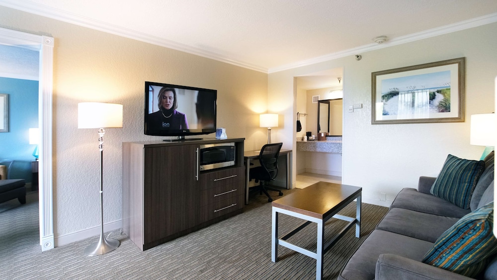 spark by hilton sarasota siesta key gateway