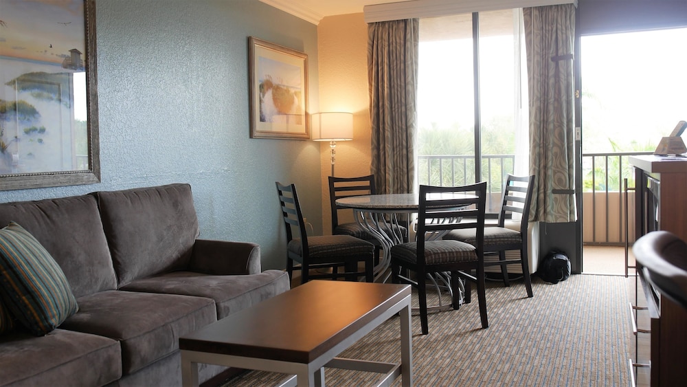 spark by hilton sarasota siesta key gateway