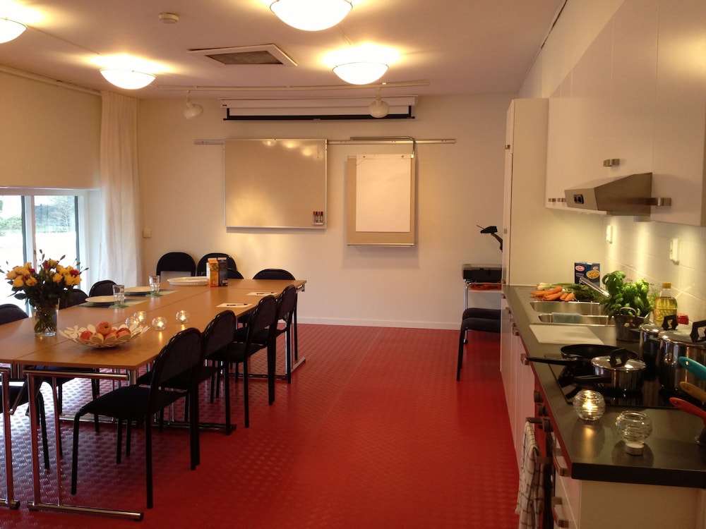ariston hotell
