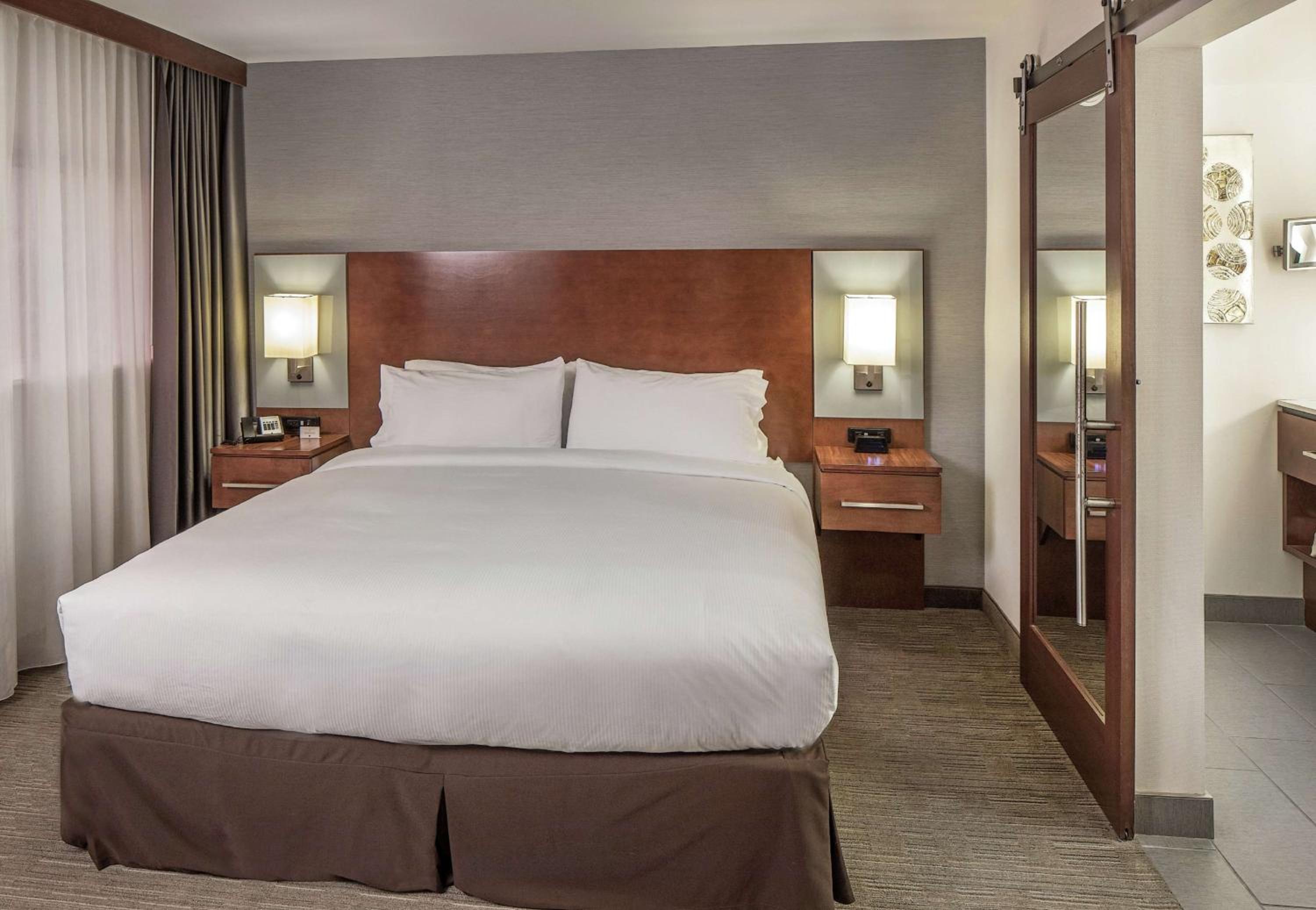 doubletree by hilton omaha southwest