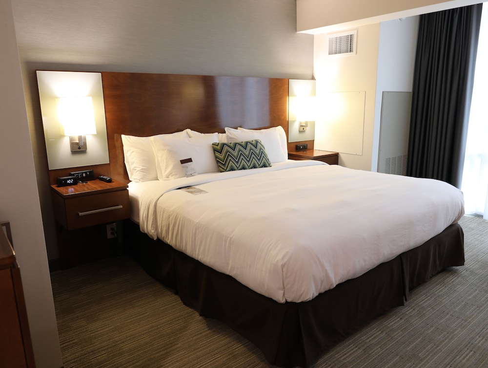 doubletree by hilton omaha southwest