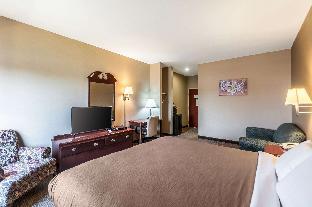 econo lodge inn and suites
