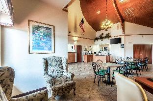 econo lodge inn and suites