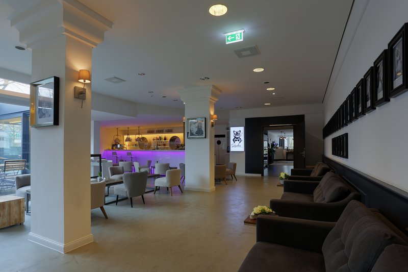 four side plaza hotel trier