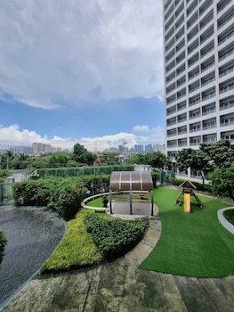 grace residences by thet