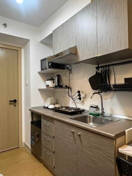 grace residences by thet