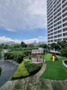 grace residences by thet