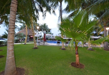 sina suites cancun solo adultos