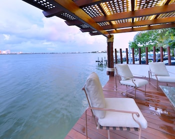 sina suites cancun solo adultos
