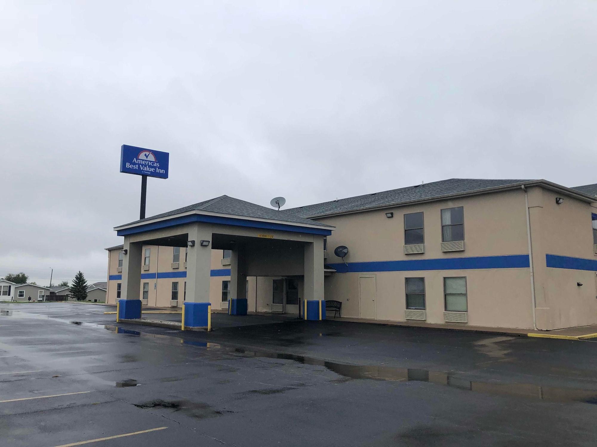 Super 8 By Wyndham Chenoa,Chenoa>>Bloomington,2 star