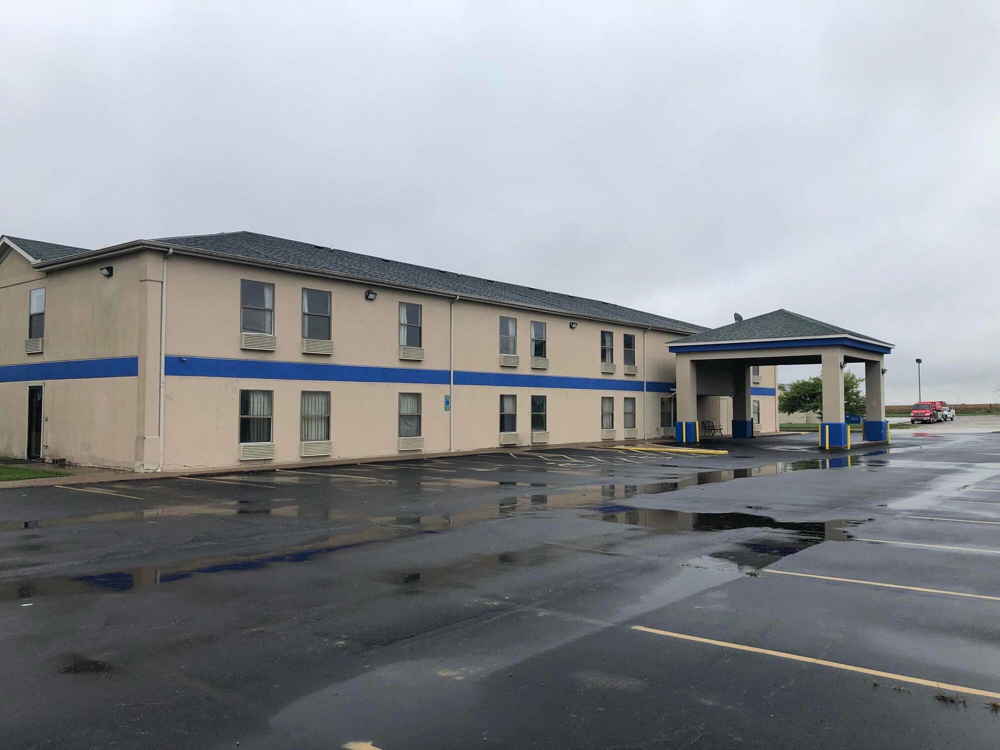 Super 8 By Wyndham Chenoa,Chenoa>>Bloomington,2 star