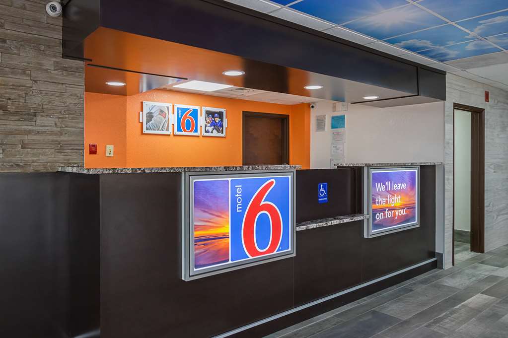 motel 6 savannah ga midtown
