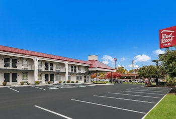 red roof inn knoxville north merchants drive