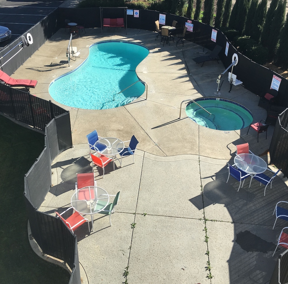 motel 6 dixon ca
