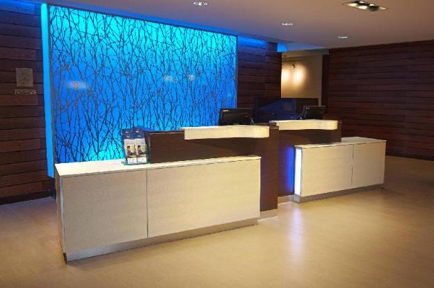 fairfield inn and suites by marriott columbus airport