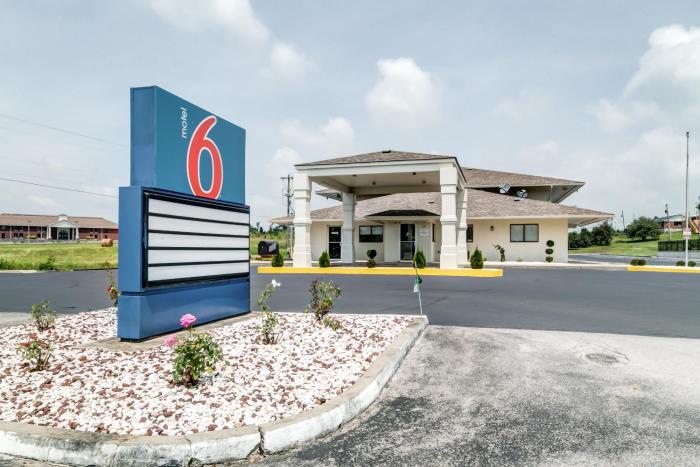 motel 6 berea ky