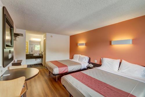 Motel 6 Berea, Ky,Lexington>>Berea,2 star