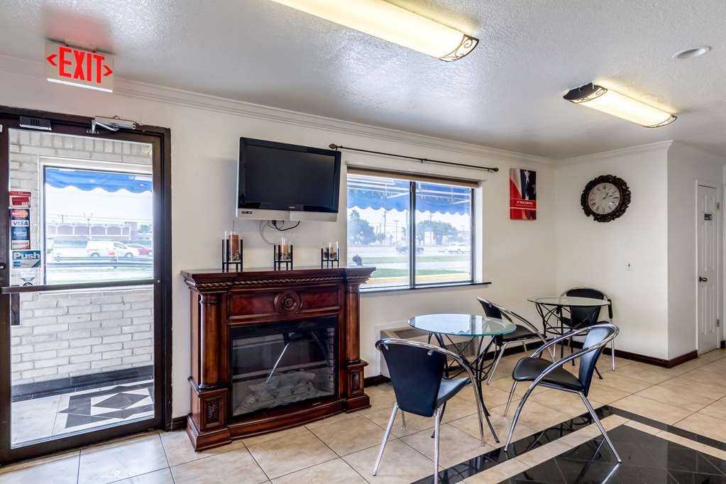 motel 6 san antonio tx frost bank center