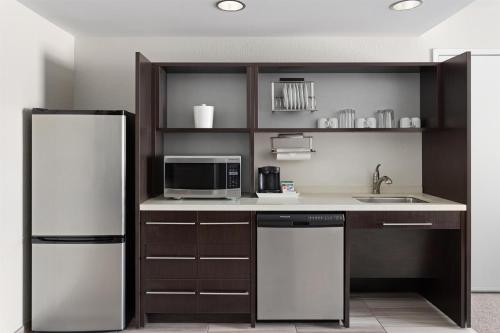 home2 suites by hilton dover de