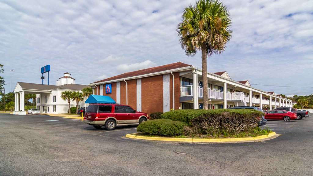 motel 6 brunswick ga
