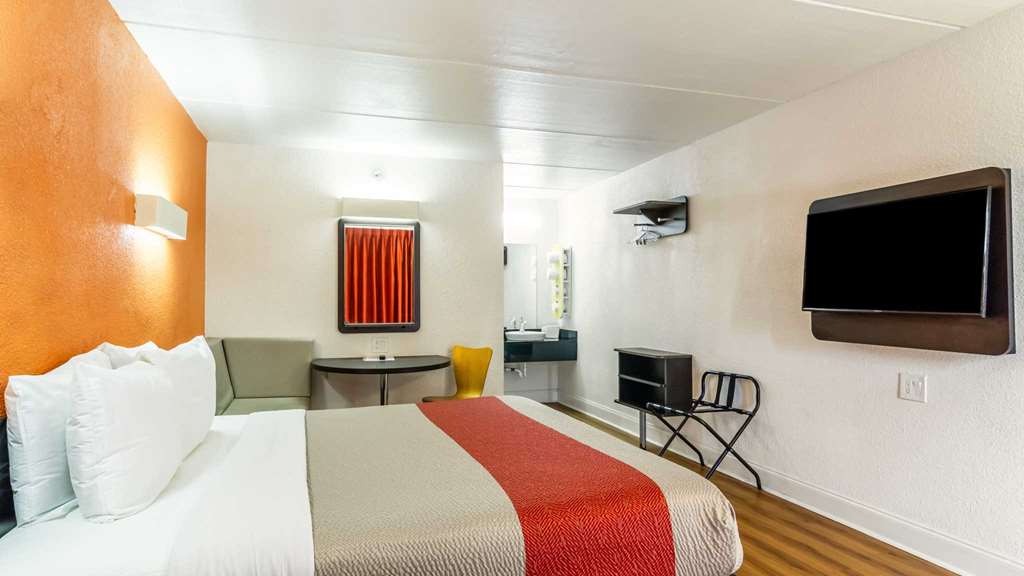 motel 6 brunswick ga