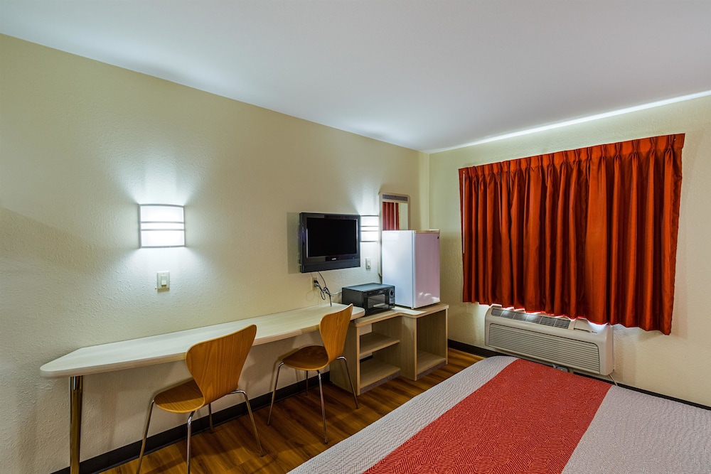 motel 6 urbana il
