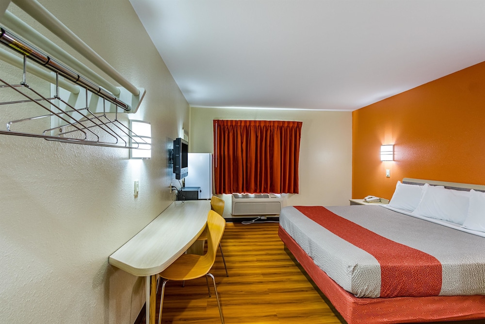 motel 6 urbana il