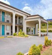 rodeway inn and suites