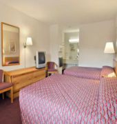 rodeway inn and suites