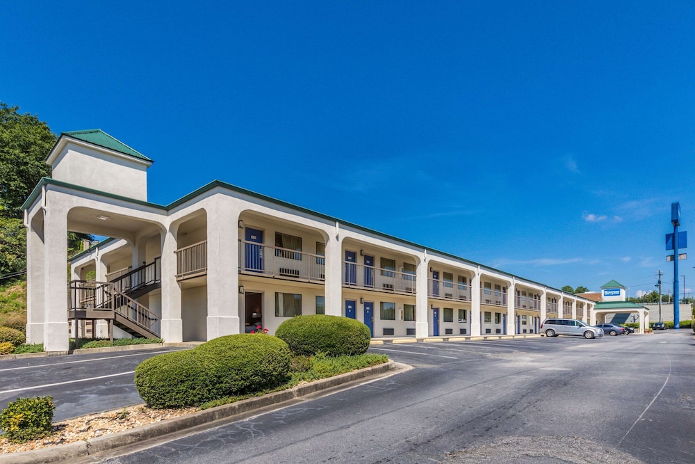 rodeway inn and suites
