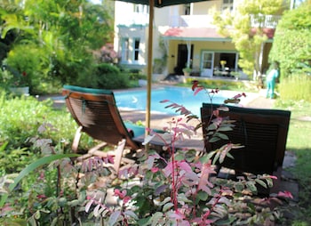 hacklewood hill country house