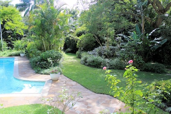 hacklewood hill country house