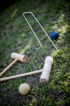 hacklewood hill country house