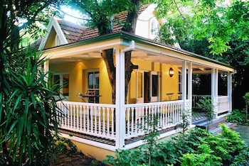 hacklewood hill country house