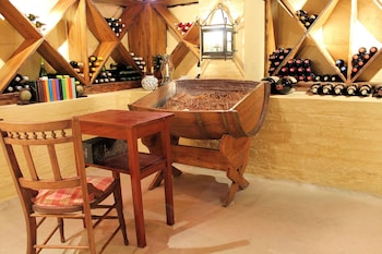 hacklewood hill country house