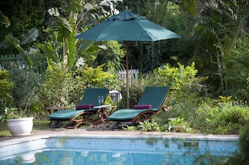 hacklewood hill country house