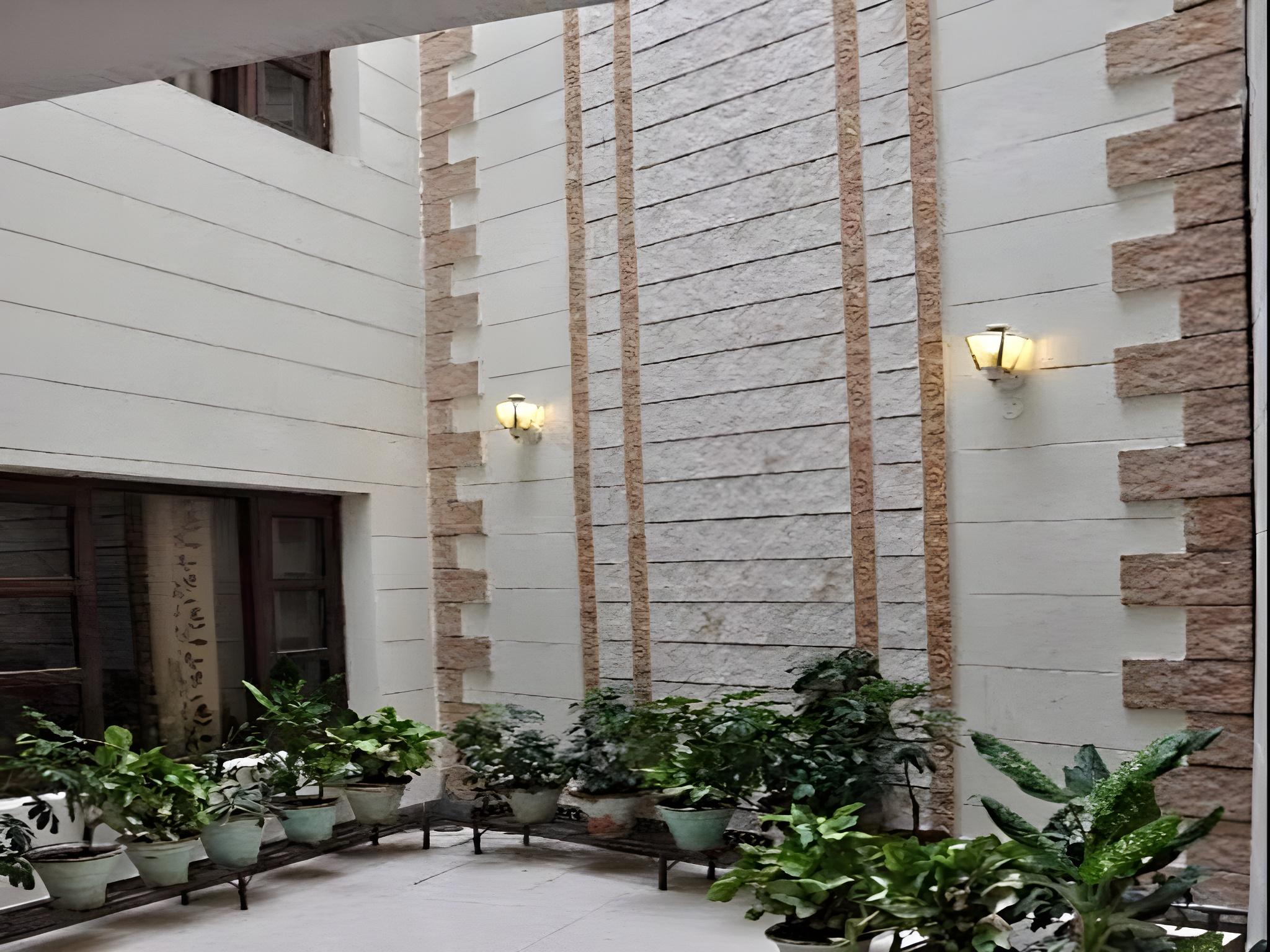 hotel diamond inn
