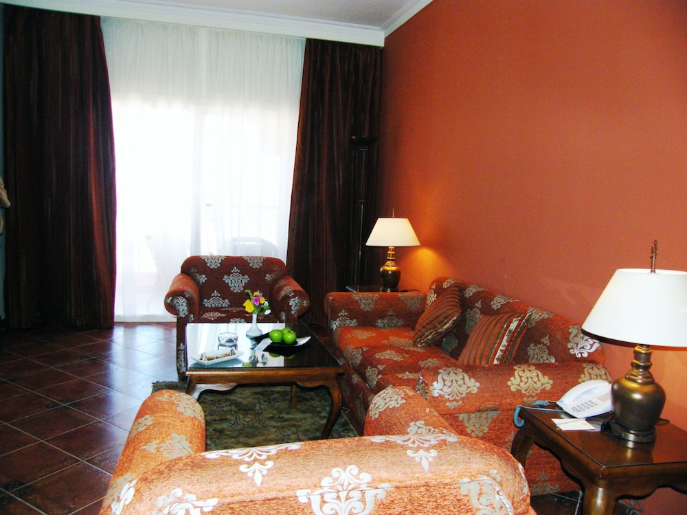dome marina hotel and resort ain sokhna