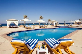 dome marina hotel and resort ain sokhna