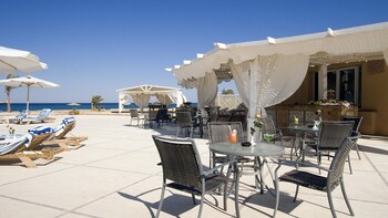 dome marina hotel and resort ain sokhna