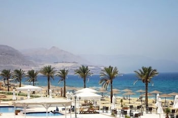 dome marina hotel and resort ain sokhna