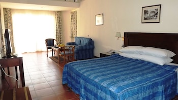dome marina hotel and resort ain sokhna
