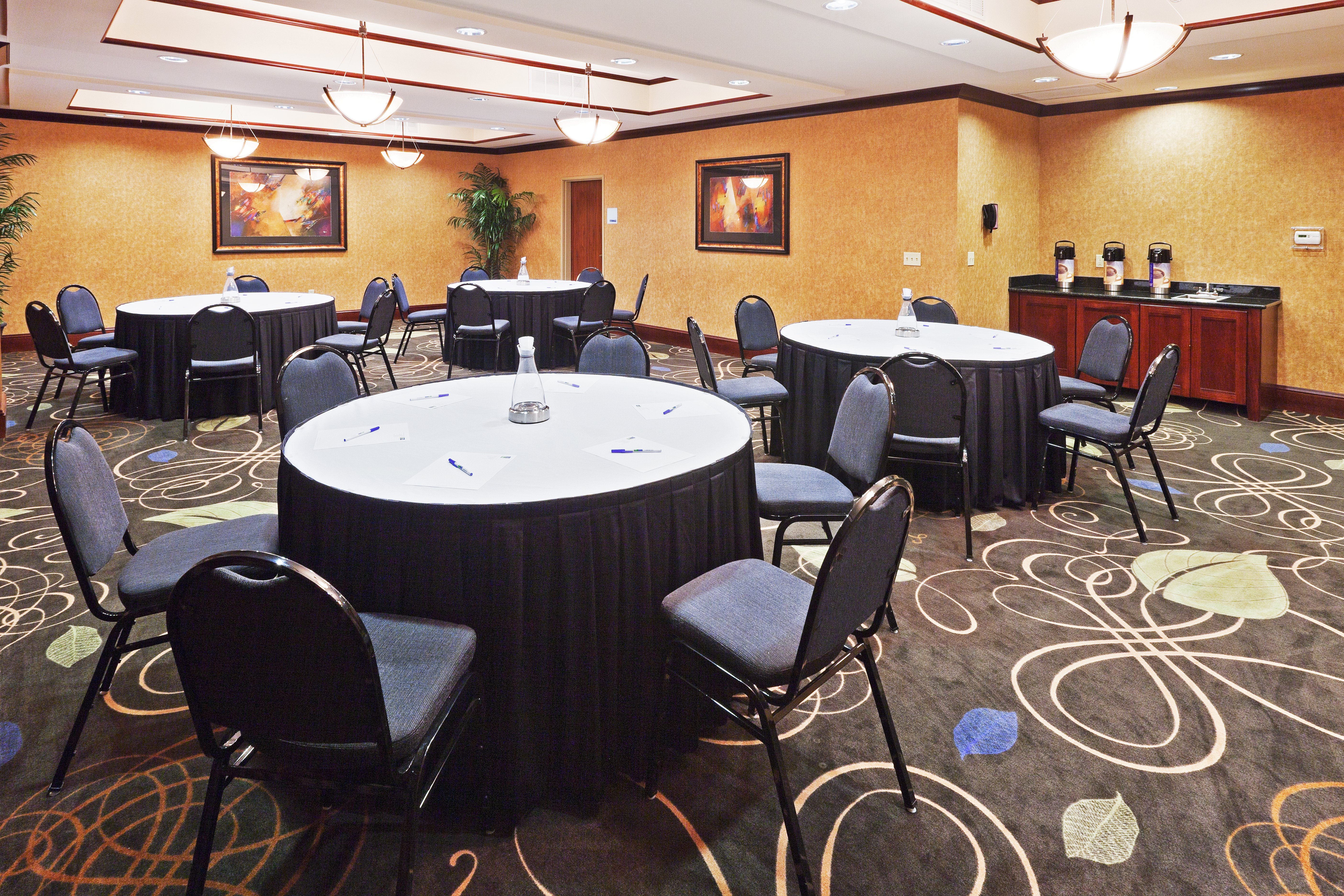 holiday inn express hotel and suites poteau by ihg